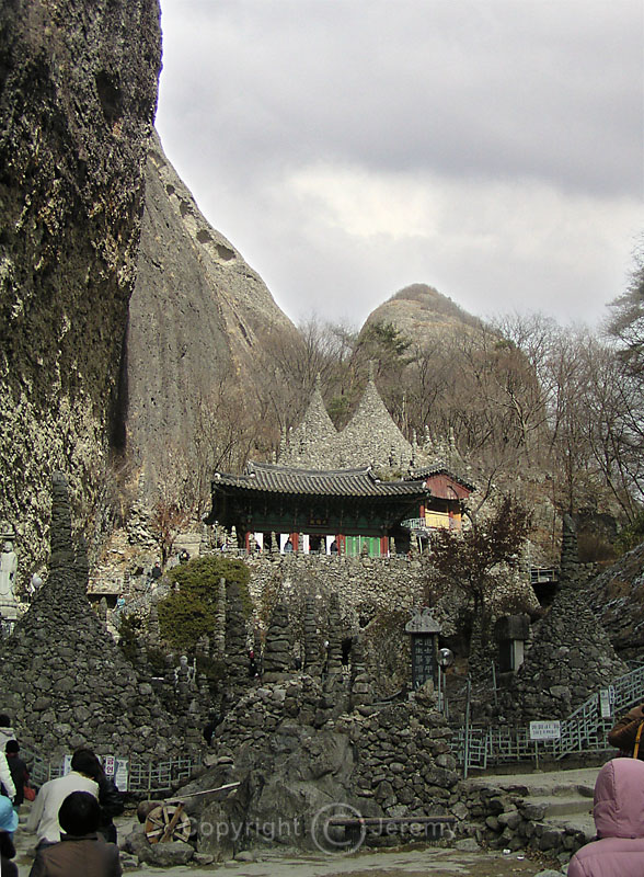 Mt Maisan (Mar 05)