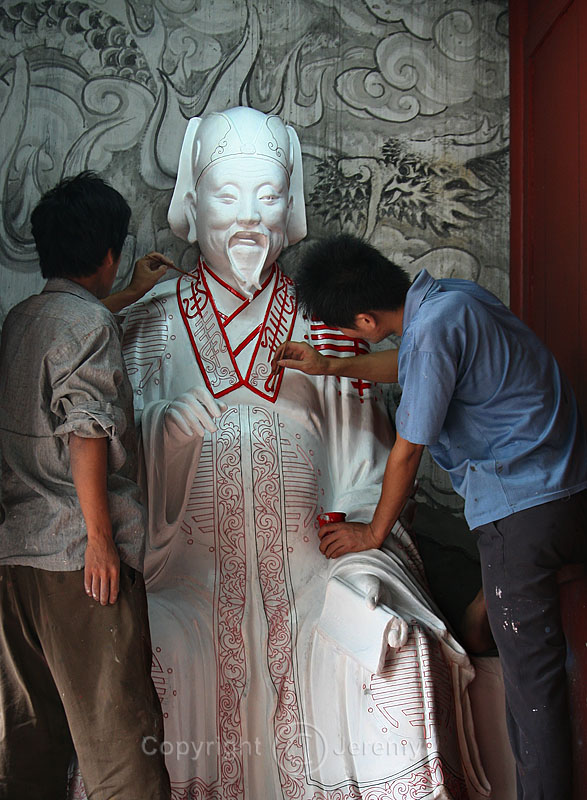 Makeover, Wenshu Monastery (Aug 06)