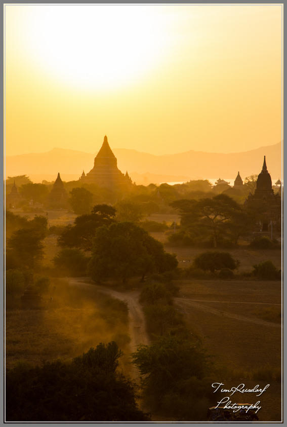 Sunset on Bagan non HDR version
