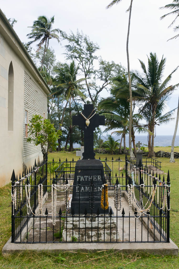 C0502 <b>Grave of Father Damien</b>