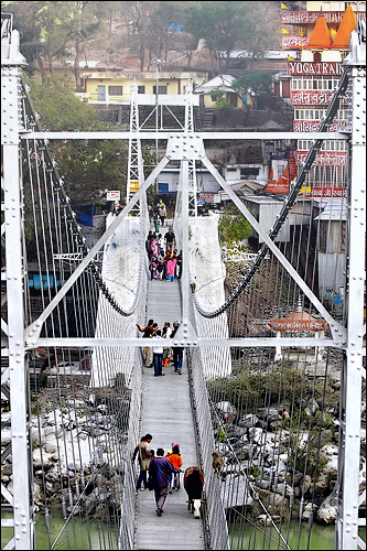 Surveillance of the bridge