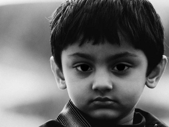 boy -trafalgar square