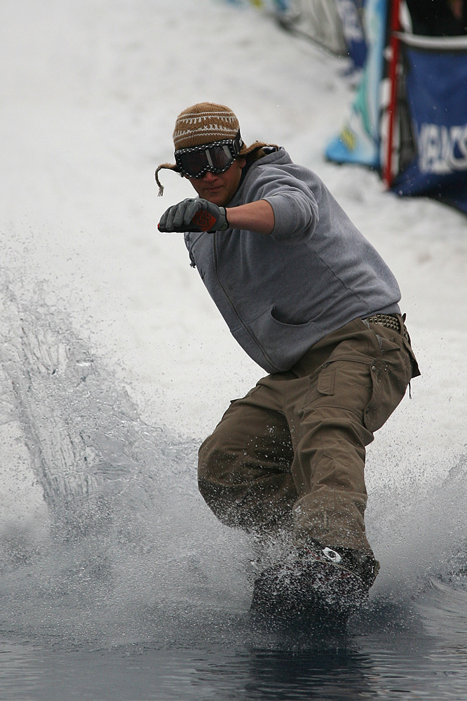 surfergrisbrun
