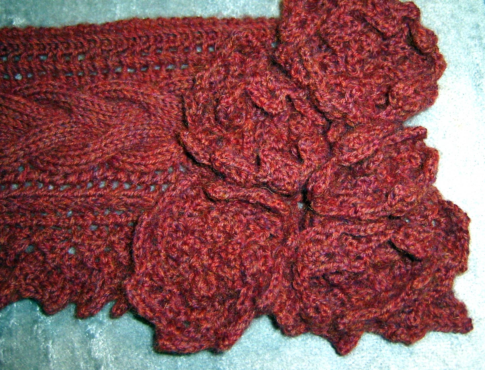 VK Lace Wrap Close-Up