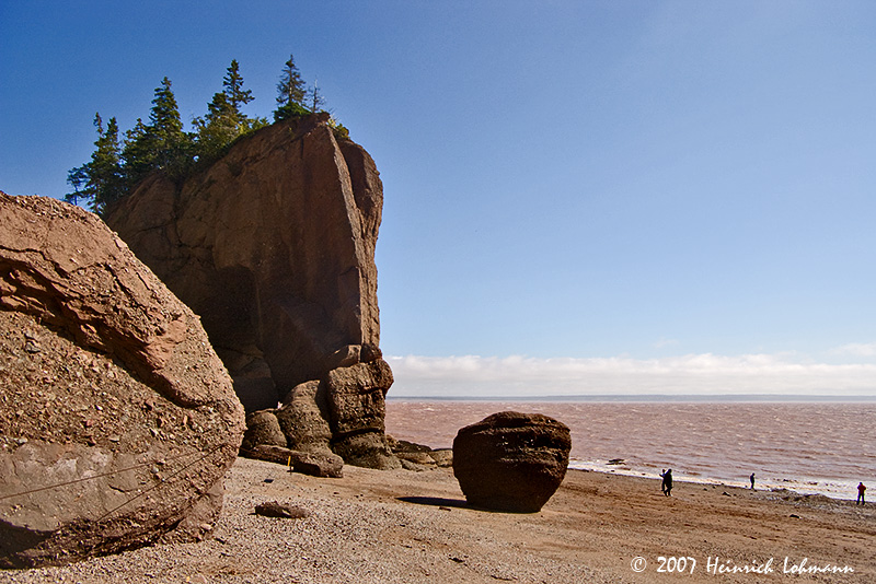 P6801a-Hopewell Rocks.jpg