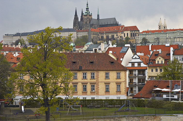 2006042732.jpg