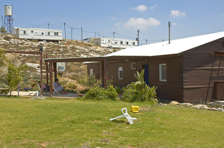 2006071532.jpg