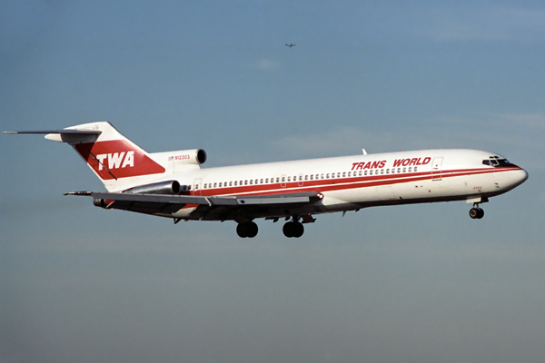 TWA TRANS WORLD BOEING 727 200 JFK RF 327 28.jpg