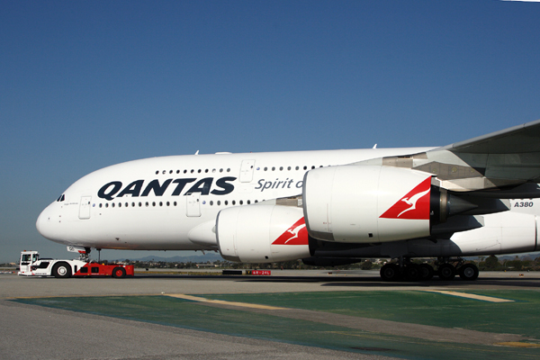 QANTAS AIRBUS A380 LAX RF IMG_3411.jpg