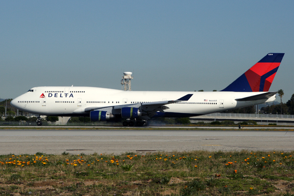 DELTA BOEING 747 400 LAX RF IMG_3414.jpg