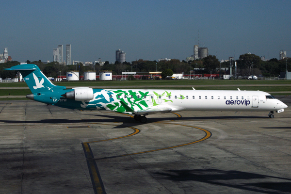 AERO VIP CANADAIR CRJ900 AEP RF IMG_3895.jpg