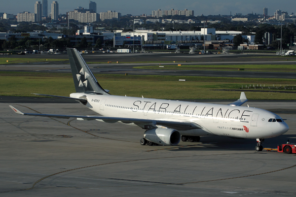 AIR CHINA AIRBUS A330 200 SYD RF IMG_6206.jpg