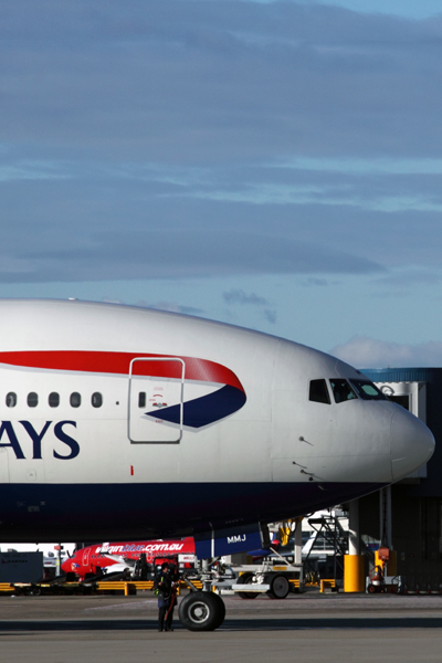 BRITISH AIRWAYS BOEING 777 200 SYD RF IMG_6260.jpg