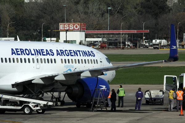 AEROLINEAS ARGENTINAS BOEING 737 700 AEP RF IMG_4297.jpg