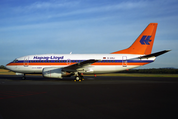 HAPAG LLOYD BOEING 737 500 HBA RF 1102 9.jpg