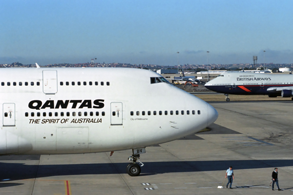 QANTAS BRITISH 747S SYD RF 073 22.jpg