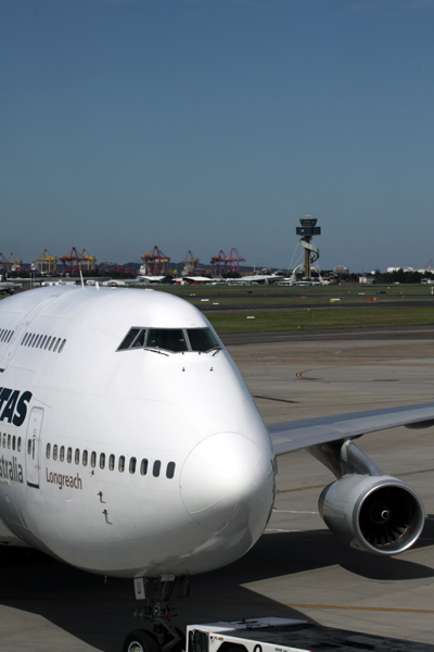 QANTAS BOEING 747 400 SYD RF IMG_0001.jpg