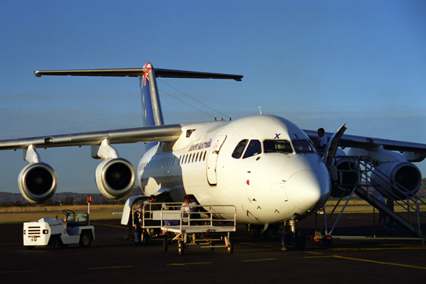 ANSETT AUSTRALIA BAE 146 200 KNX RF 923 16.jpg