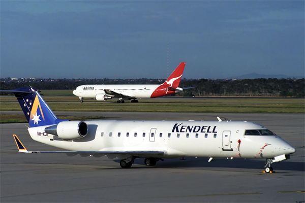 KENDELL CANADAIR CRJ MEL RF 1432 12.jpg