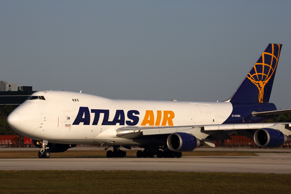 ATLAS AIR BOEING 747 400F MIA RF 5K5A9458.jpg