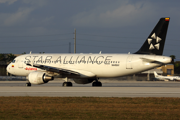 AVIANCA AIRBUS A320 MIA RF 5K5A9582.jpg