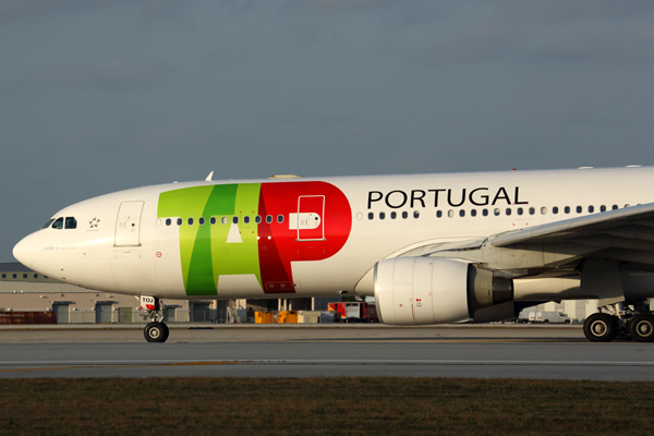 TAP AIR PORTUGAL AIRBUS A330 200 MIA RF 5K5A9742.jpg