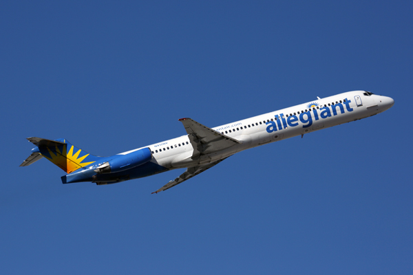 ALLEGIANT MD80 LAS RF 5K5A9996.jpg