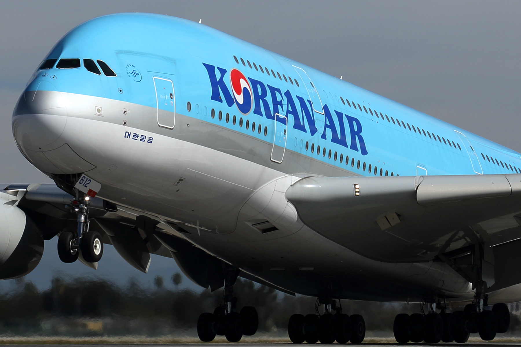 KOREAN AIR AIRBUS A380 LAX RF 5K5A0187.jpg
