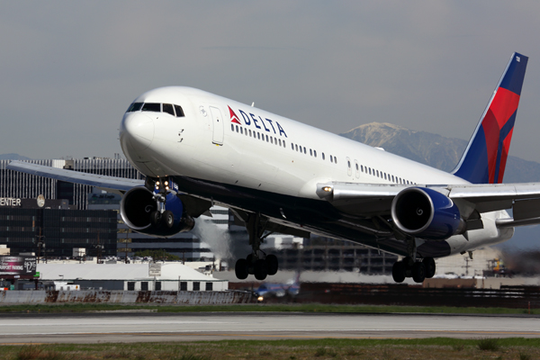 DELTA BOEING 767 300 LAX RF 5K5A0234.jpg