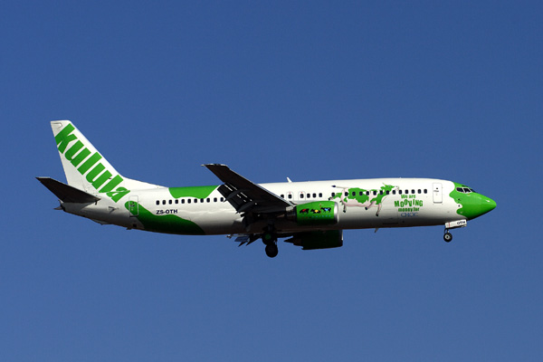 KULULA.COM BOEING 737 400 JNB RF IMG_4788.jpg