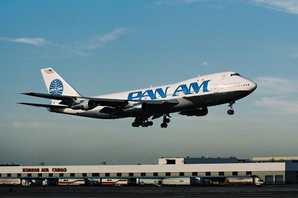 PAN AM BOEING 747 200 JFK RF 327.jpg