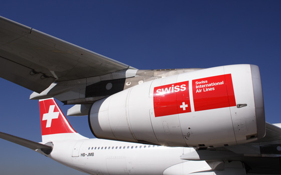 SWISS AIRBUS A340 300 RF.jpg