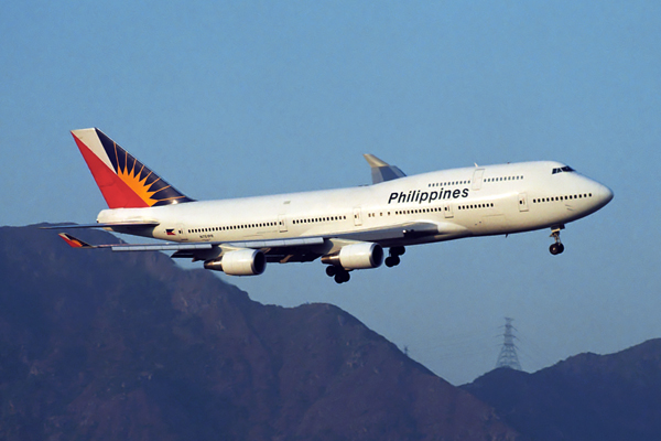 PHILIPPINES BOEING 747 400 HKG RF 994 5.jpg