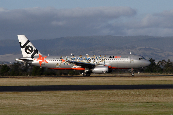 JETSTAR AIRBUS A320 HBA RF IMG_5205.jpg