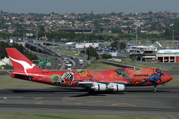 QANTAS BOEING 747 400 SYD RF IMG_5070.jpg