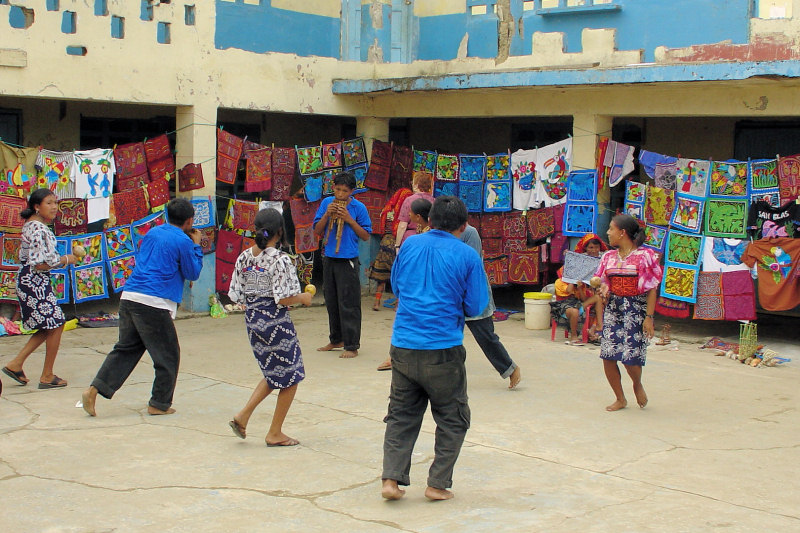 DSC01374 - Native dance