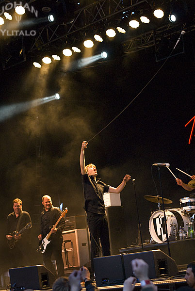 The Hives 9.jpg