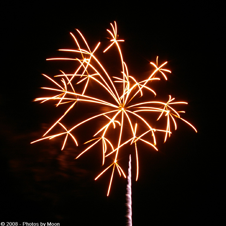 Bastrop Fireworks 08 - 3893.jpg