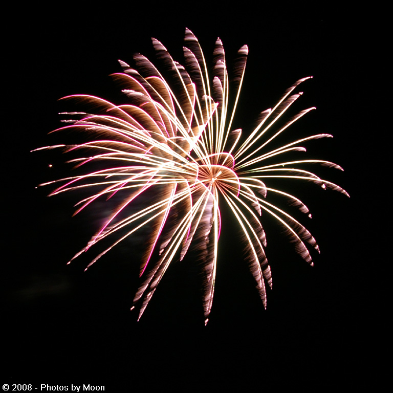 Bastrop Fireworks 08 - 3899.jpg
