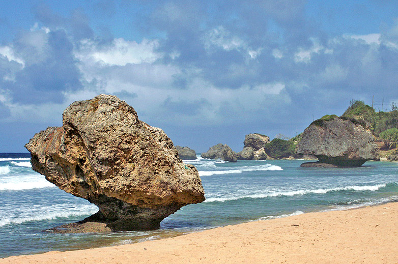 <b>10th Place</b><br>Rocky beach<br>by Moti
