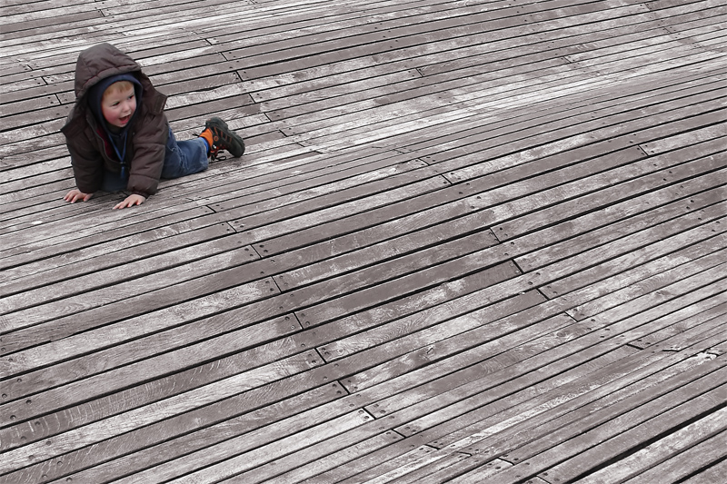 Escaping The Waves *<br>by Franky2005