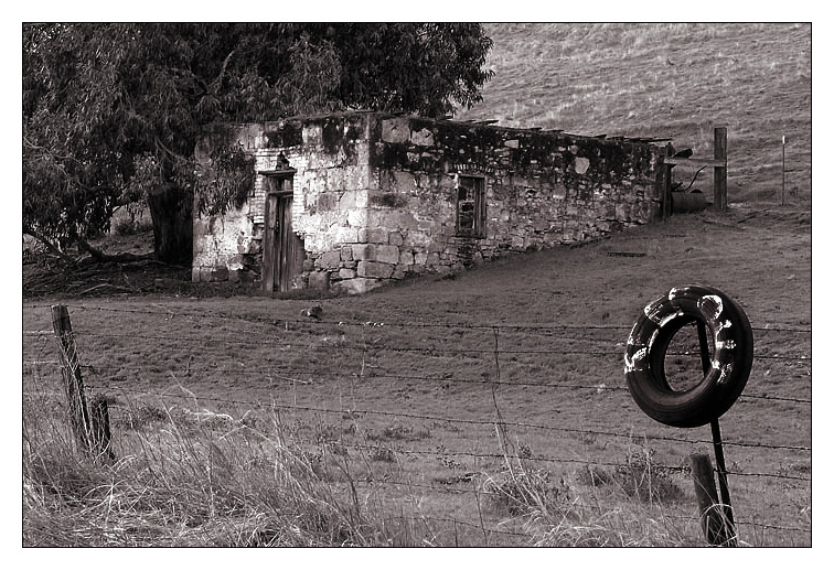 Old Stone Building* by Denise (b/w try Franky2005)