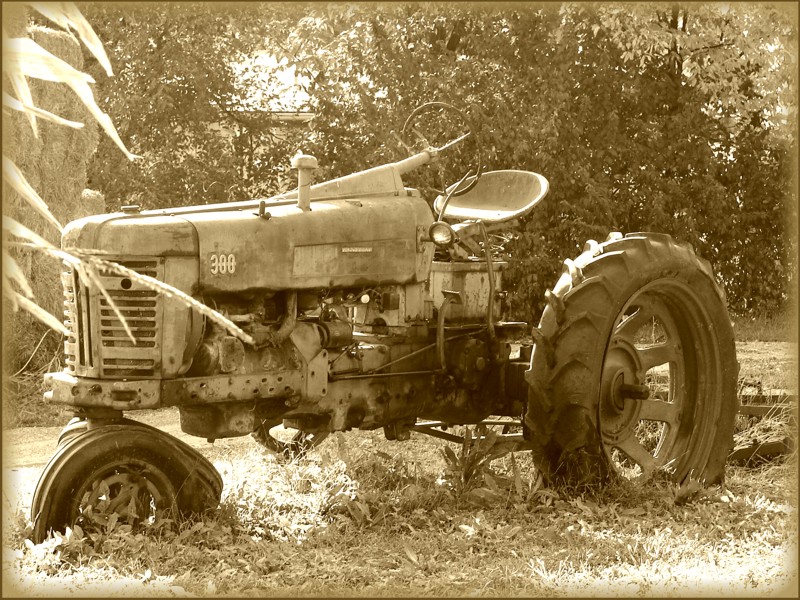 The Old Tractor<br>by pengu1n