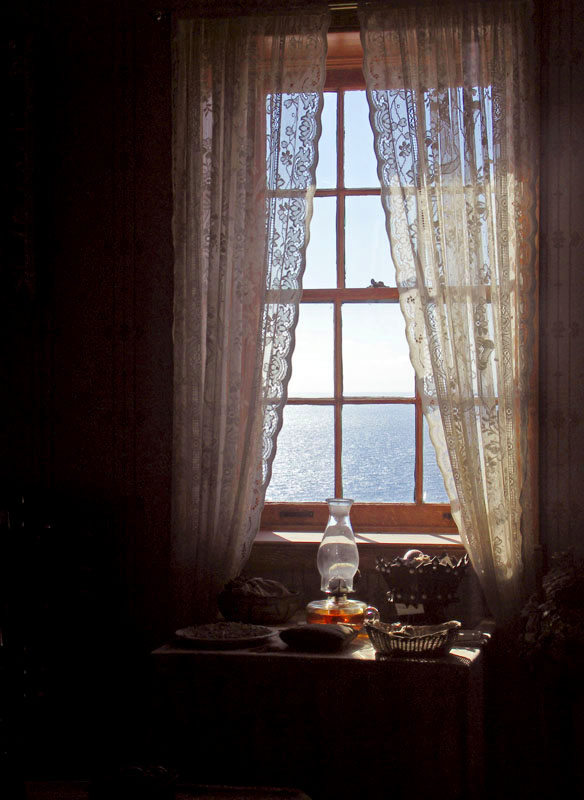 <b>6th Place </b><br>Lamp In The Window