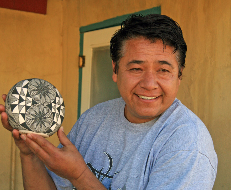 Acoma artisan