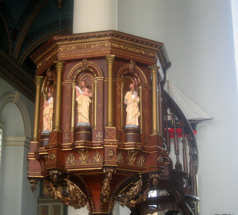 Chaire glise St-Louis