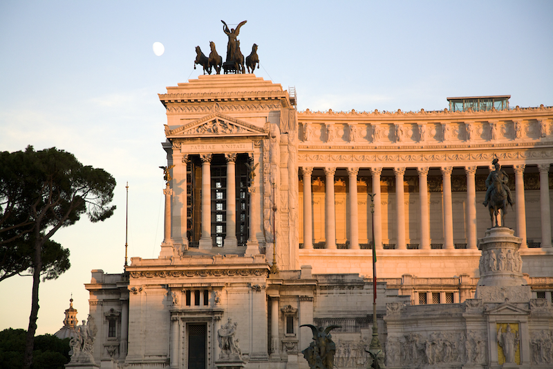 Victor Emmanuel Monument in Piazza Venezia