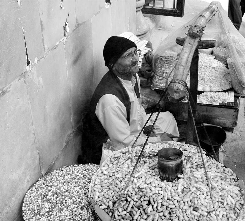 Selling street food Old Delhi