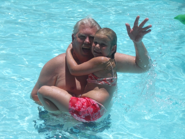 Papa & Kaylen enjoying some time in the pool