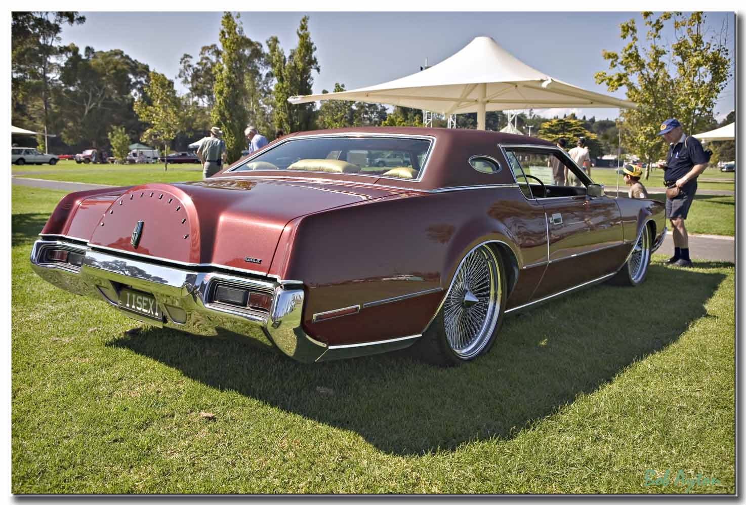 Lincoln Continental MK IV